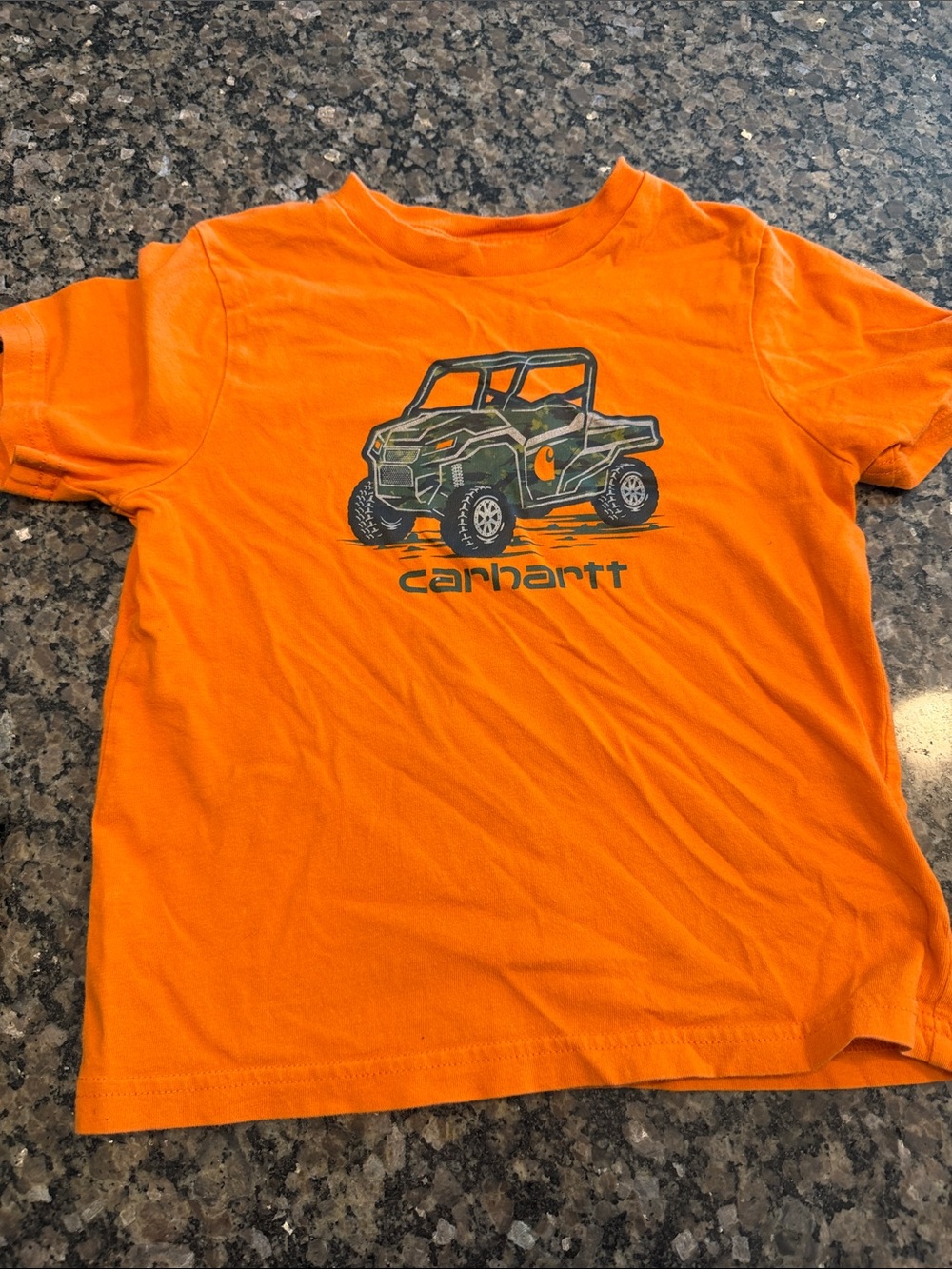 Carhartt Orange Graphic Tee with Green Camo Overall shorts - Picture 4 of 8
